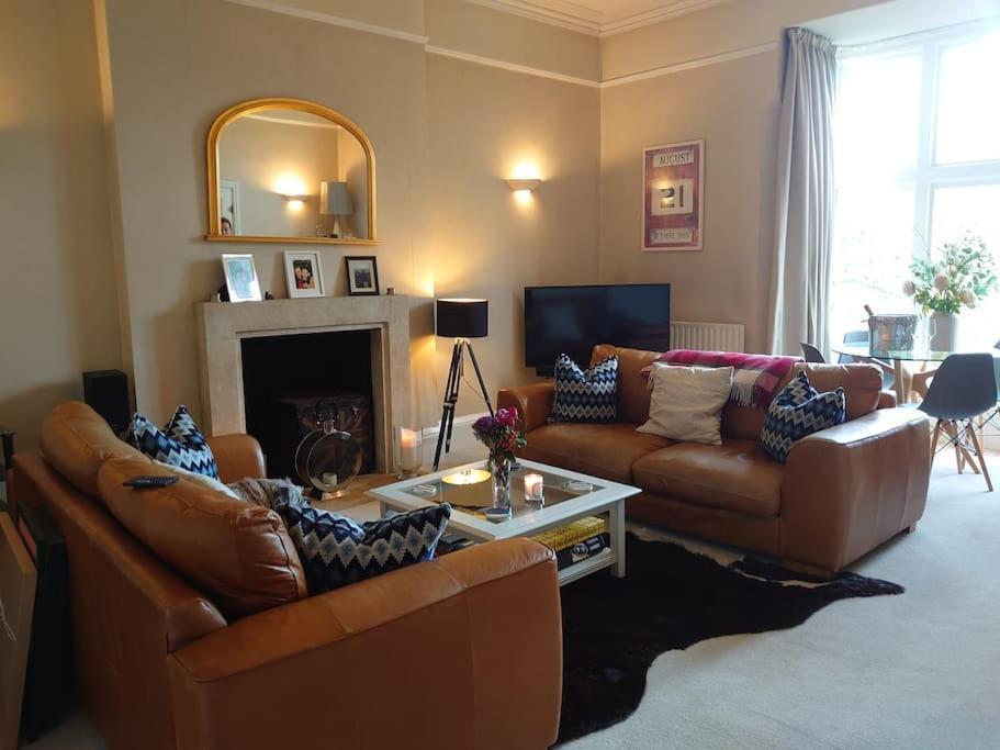 Luxury Apartment Cheltenham Exterior foto